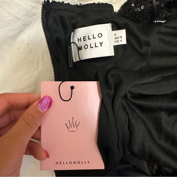 Hello Molly Dress - Picture 3 of 7